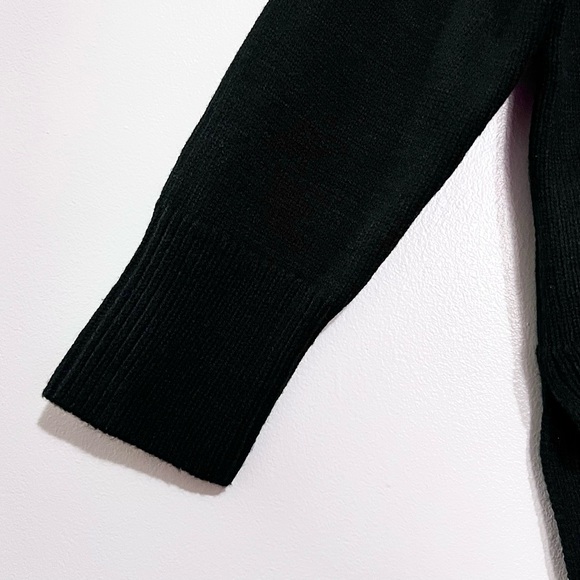 Tommy Hilfiger Noir Knitted High-Low Sweater with Triple Color-block Stripes - Picture 5 of 15